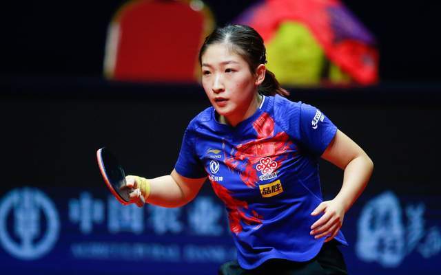 后回撤半步 后回撤半步